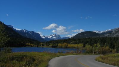 Wir erreichen die Vermillion Lakes bei Banff ...