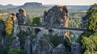 Und hier ist sie: Die berühmte Basteibrücke