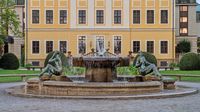 Ankunft an unserem feinen Hotel in Dresden mit Springbrunnen
