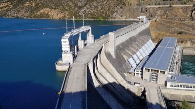 Über den Roxburgh Dam sind wir gestern geradelt, ab hier folgen wir dem Roxburgh Gorge Trail