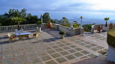 Und noch eine herrliche Terrasse mit weitem Blick über den Pazifik