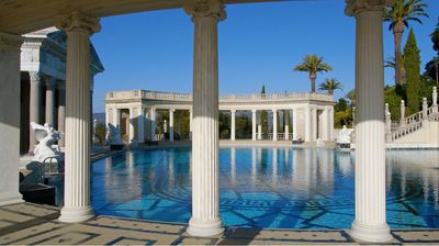 Ganz im römischen Stil wurde der Neptun Pool auf Hearst Castle gehalten