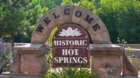 Wir erreichen das historische Örtchen Hot Springs, unser heutiges Tagesziel