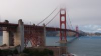 Fort Point aus dem 19. Jahrhundert steht unter dem südlichen Brückenbogen und lädt zur Besichtigung ein.