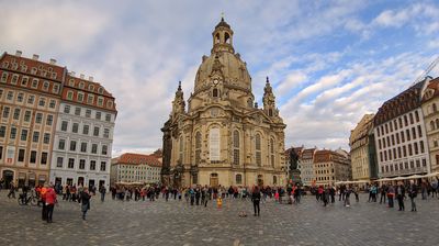 Die Frauenkirche ist längst wie Phoenix aus der Asche wieder auferstanden