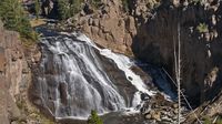 Hier zur Abwechslung mal der Gibbon River Wasserfall, damit es nicht zu büffelig wird.