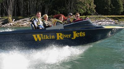 Jetboote sind in Neuseeland erfunden worden. Der Spaßfaktor ist enorm