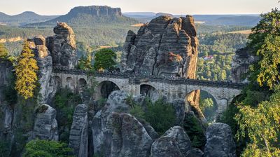 Und hier ist sie: Die berühmte Basteibrücke