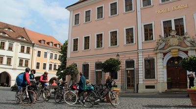 Geschafft ... Treffen vor unserem Hotel am Untermarkt ...