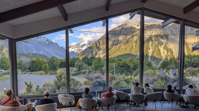 Selbst wenn man unsere feine Unterkunft gar nicht verlässt, sind die Blicke schon spektakulär.